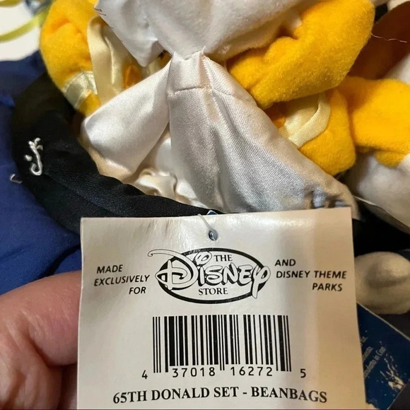 Disney Store 65th Anniversary Donald Duck Bean Bag Hat Plush Set - Picture 8 of 11